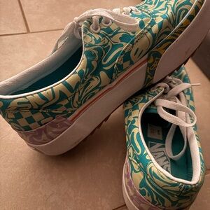 Vans Teal, Cream & Lavender Low-Top Platform Sneakers